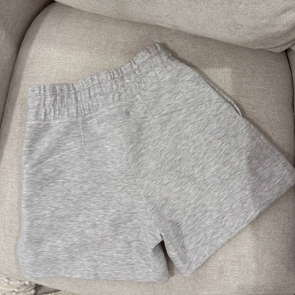 Lululemon Soft Ambition Shorts - Picture 4 of 4